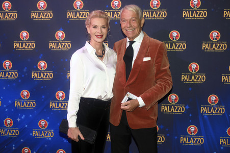 Gala-Premiere der Palazzo Dinner Show in Berlin