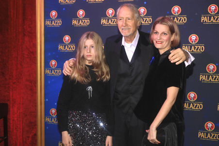 Gala-Premiere der Palazzo Dinner Show in Berlin