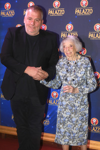 Gala-Premiere der Palazzo Dinner Show in Berlin