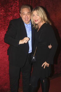 Gala-Premiere der Palazzo Dinner Show in Berlin