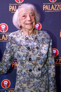 Gala-Premiere der Palazzo Dinner Show in Berlin