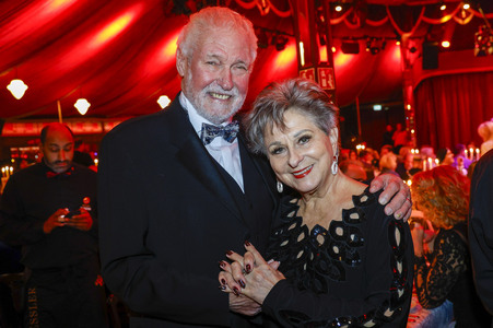 Gala-Premiere der Palazzo Dinner Show in Berlin