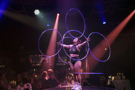 Gala-Premiere der Palazzo Dinner Show in Berlin