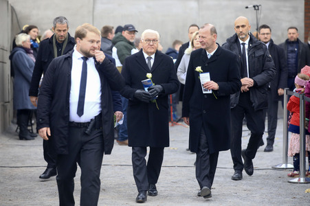 Gedenkveranstaltung zum 35. Jahrestag der Öffnung Berliner Mauer in Berlin