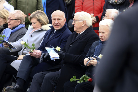 Gedenkveranstaltung zum 35. Jahrestag der Öffnung Berliner Mauer in Berlin