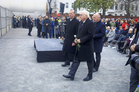 Gedenkveranstaltung zum 35. Jahrestag der Öffnung Berliner Mauer in Berlin
