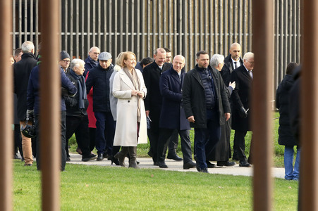 Gedenkveranstaltung zum 35. Jahrestag der Öffnung Berliner Mauer in Berlin