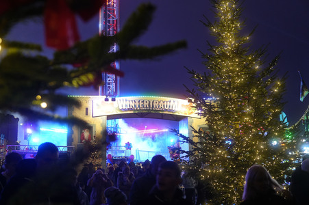 Weihnachtsmarkt 'Berliner Wintertraum' in Berlin