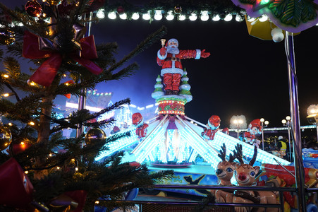 Weihnachtsmarkt 'Berliner Wintertraum' in Berlin