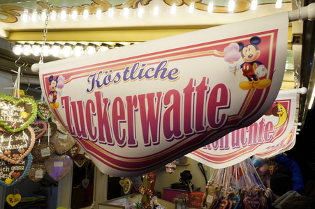 Weihnachtsmarkt 'Berliner Wintertraum' in Berlin