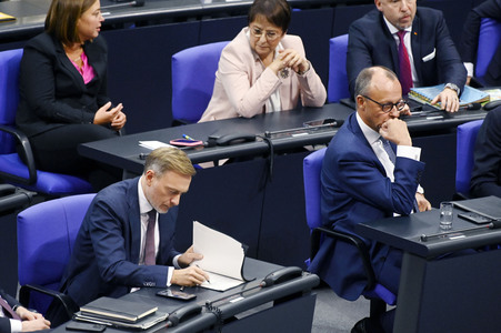 199. Sitzung des Deutschen Bundestages in Berlin