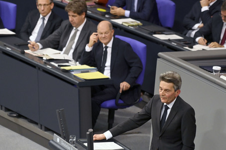 199. Sitzung des Deutschen Bundestages in Berlin