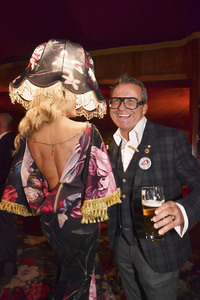 Teatro Dinner Show-Premiere 'Taste The Act of Show & Cuisine' in München