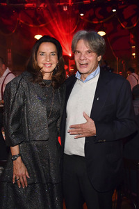 Teatro Dinner Show-Premiere 'Taste The Act of Show & Cuisine' in München