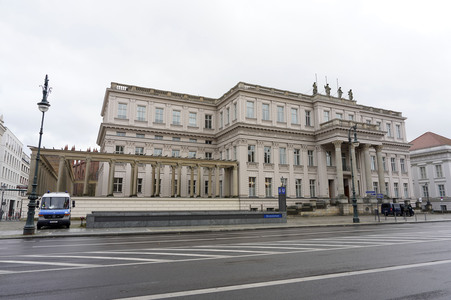 Kranzniederlegung zum Volkstrauertag in Berlin