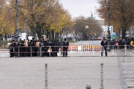 Kranzniederlegung zum Volkstrauertag in Berlin