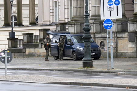 Kranzniederlegung zum Volkstrauertag in Berlin