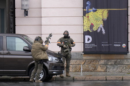 Kranzniederlegung zum Volkstrauertag in Berlin