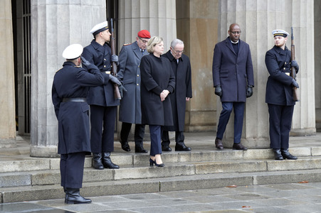 Kranzniederlegung zum Volkstrauertag in Berlin