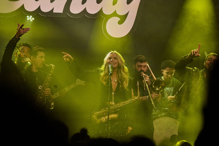 Konzert von Candy Dulfer in Langethal