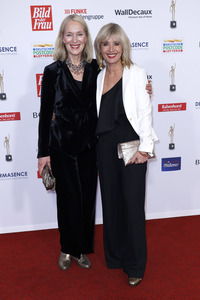 Goldene Bild der Frau 2024 in Hamburg