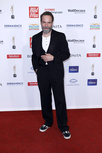 Goldene Bild der Frau 2024 in Hamburg