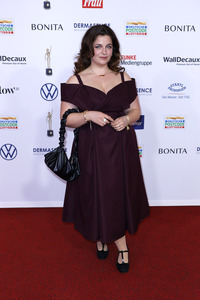 Goldene Bild der Frau 2024 in Hamburg