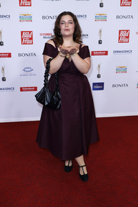 Goldene Bild der Frau 2024 in Hamburg