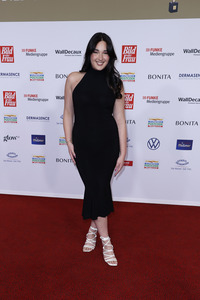 Goldene Bild der Frau 2024 in Hamburg