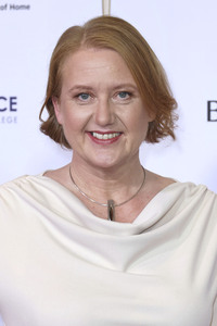 Goldene Bild der Frau 2024 in Hamburg