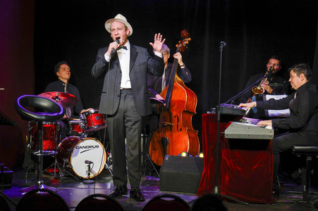 Theaterprobe 'My Way - Johannes Hallervorden singt Sinatra' in Berlin