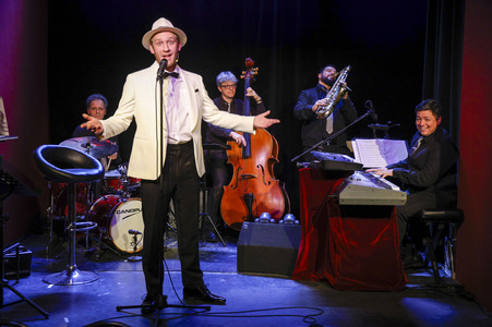Theaterprobe 'My Way - Johannes Hallervorden singt Sinatra' in Berlin