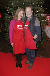 Charity-Weihnachtsfeier für Obdachlose in Hamburg