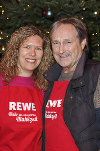 Charity-Weihnachtsfeier für Obdachlose in Hamburg