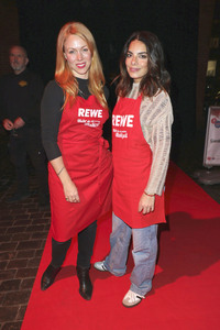 Charity-Weihnachtsfeier für Obdachlose in Hamburg