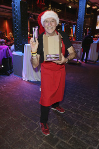 Charity-Weihnachtsfeier für Obdachlose in Hamburg