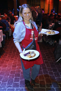 Charity-Weihnachtsfeier für Obdachlose in Hamburg