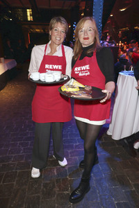 Charity-Weihnachtsfeier für Obdachlose in Hamburg