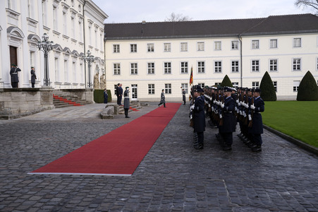 Begrüßung des Präsidenten der Kirgisischen Republik in Berlin