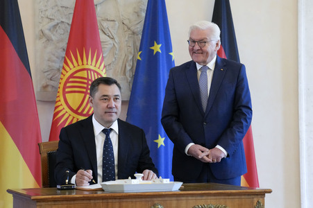 Begrüßung des Präsidenten der Kirgisischen Republik in Berlin