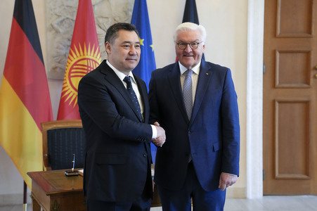 Begrüßung des Präsidenten der Kirgisischen Republik in Berlin