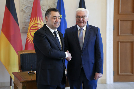 Begrüßung des Präsidenten der Kirgisischen Republik in Berlin