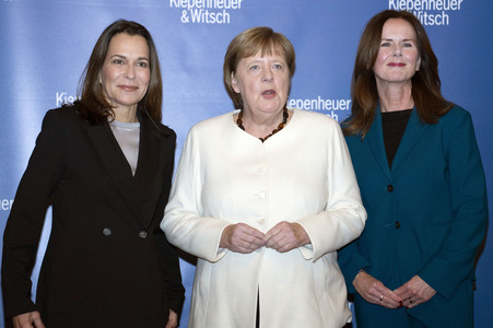 Buchpremiere von Angela Merkels 'Freiheit' in Berlin