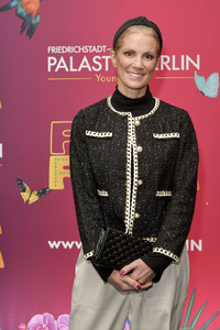 Young Show 'Frida & Frida' in Berlin