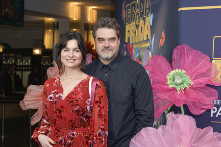Young Show 'Frida & Frida' in Berlin