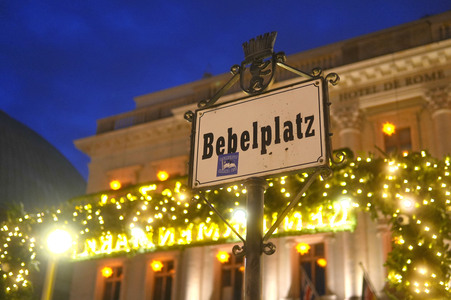WeihnachtsZauber Gendarmenmarkt 2024 in Berlin