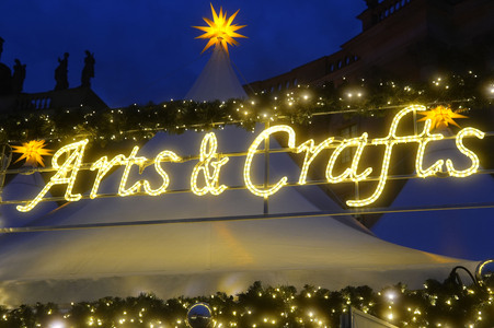 WeihnachtsZauber Gendarmenmarkt 2024 in Berlin