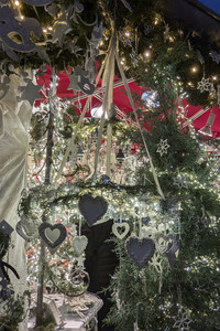 WeihnachtsZauber Gendarmenmarkt 2024 in Berlin