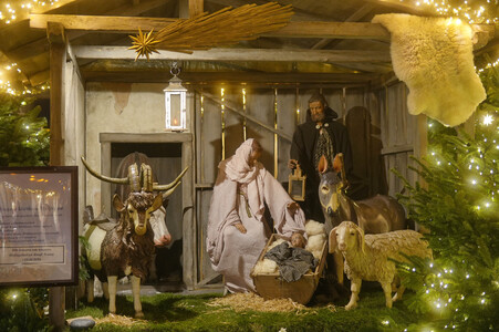 WeihnachtsZauber Gendarmenmarkt 2024 in Berlin