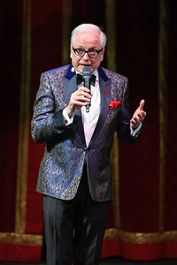 Geburtstags-Show 'Stars in der Manege' zum 80. Geburtstag von Bert Beel in Berlin